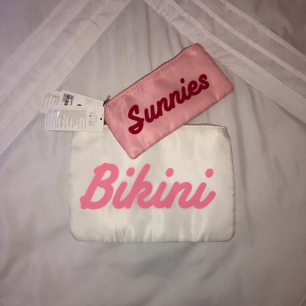 5 for $20 ✨ NEW! Sunglasses Makeup Bikini Bag
